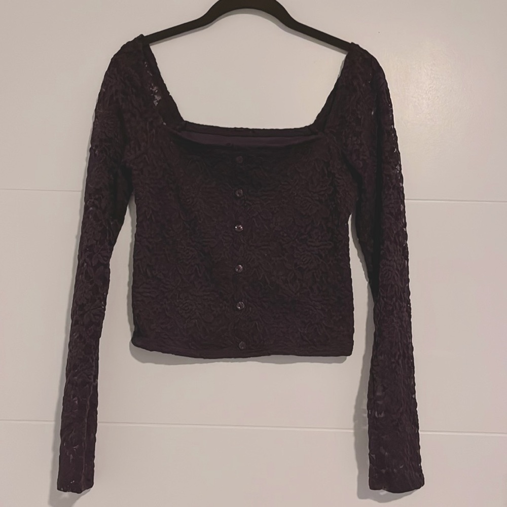 Lace crop top. Abercrombie.